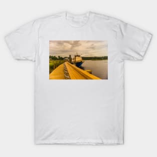 Calabash boat 4 T-Shirt